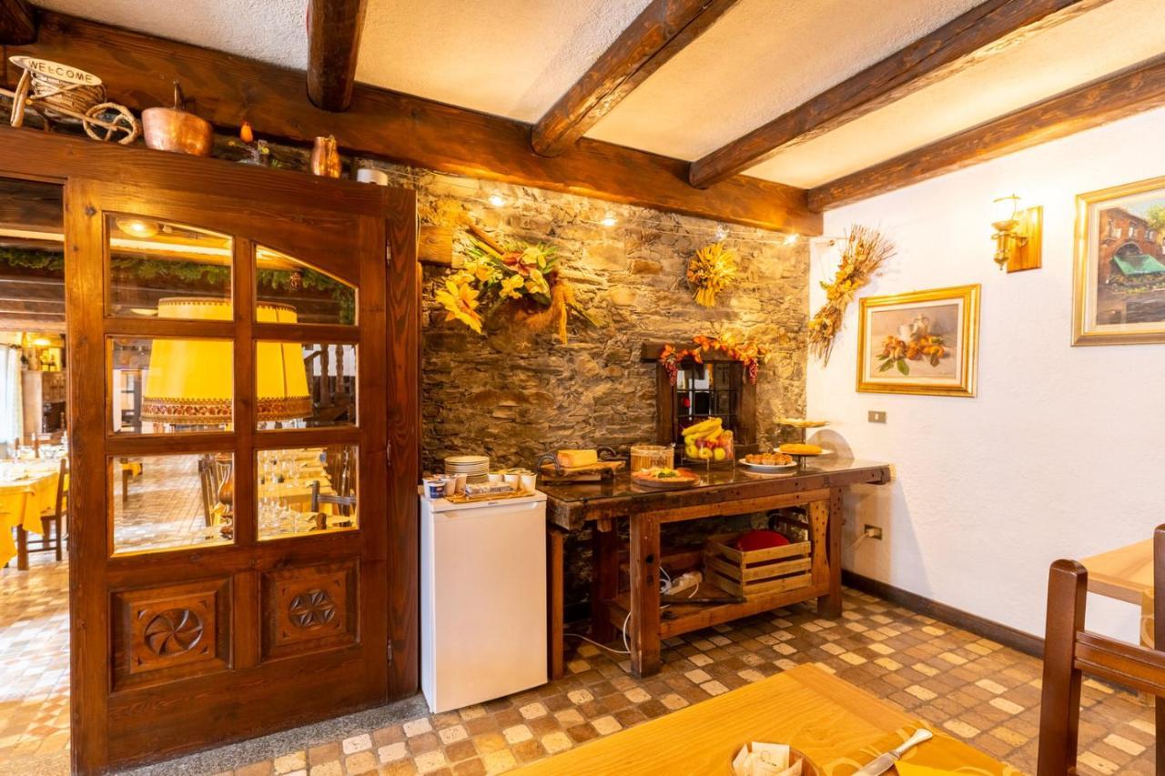 Hotel Des Alpes เซนต์-เรมี-อัม-บอสเซส ภายนอก รูปภาพ