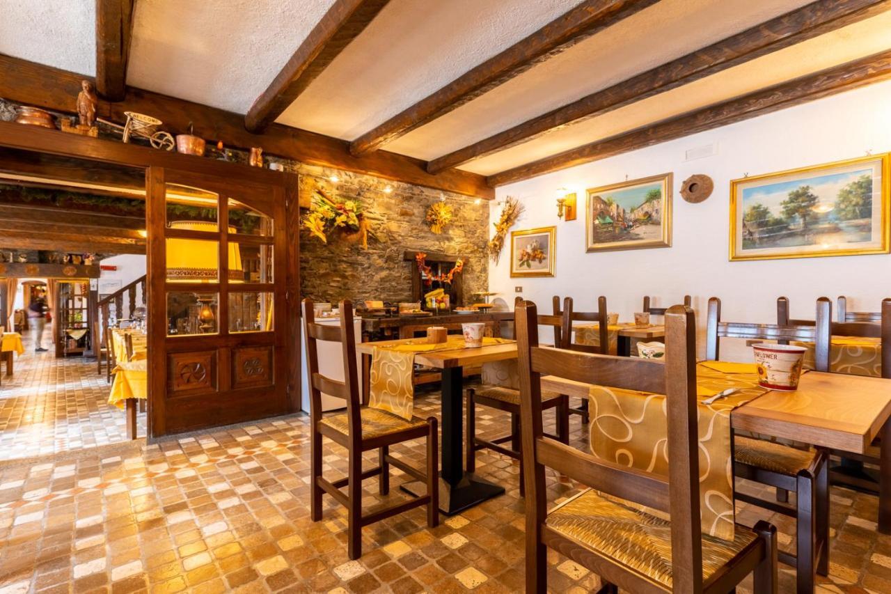 Hotel Des Alpes เซนต์-เรมี-อัม-บอสเซส ภายนอก รูปภาพ