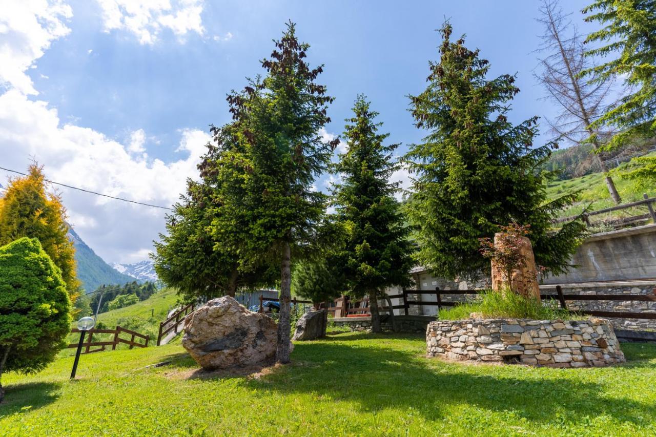 Hotel Des Alpes เซนต์-เรมี-อัม-บอสเซส ภายนอก รูปภาพ