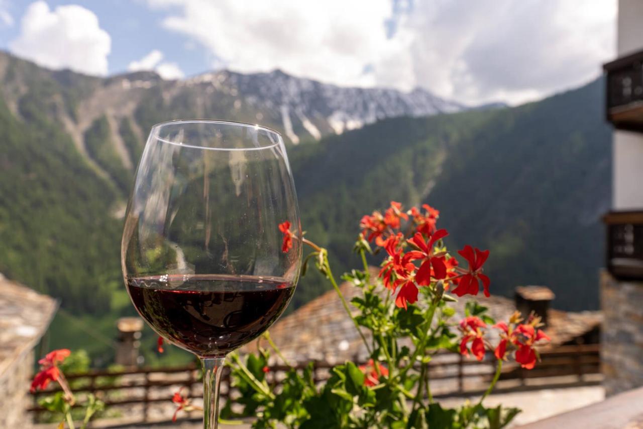 Hotel Des Alpes เซนต์-เรมี-อัม-บอสเซส ภายนอก รูปภาพ